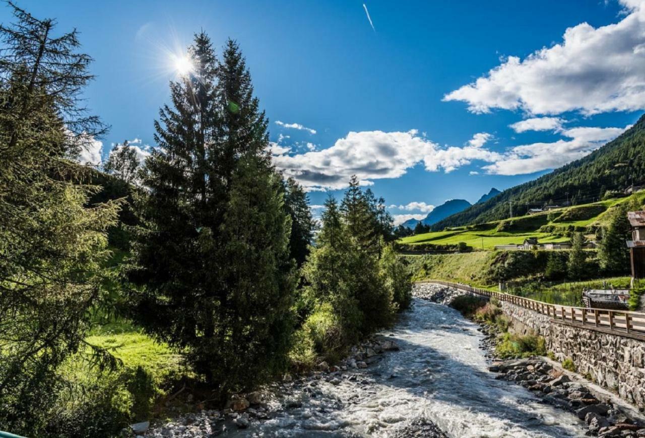 Casa Zebrusius - Zebrusius'S App Lägenhet Valfurva Exteriör bild